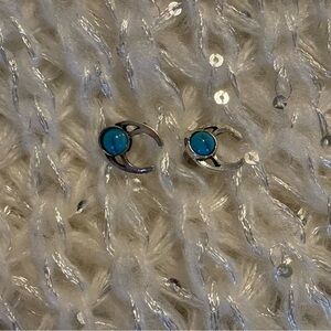 🎁 3for10$ or FREE WITH PURCHASE - Silver and Turquoise Crescent Earrings